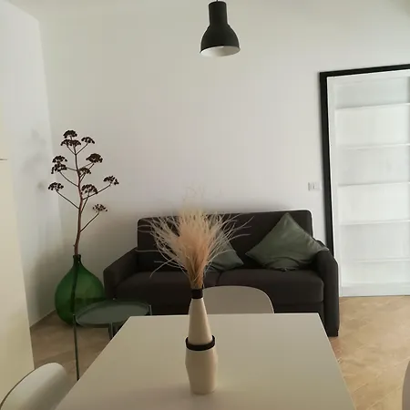 Dimora Il Mandorlo 3*