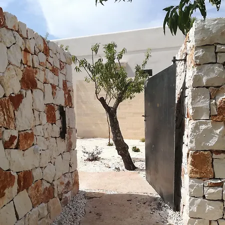 Πανσιόν Dimora Il Mandorlo 3*