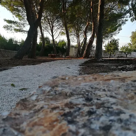 Dimora Il Mandorlo Con Jacuzzi Riscaldata 3* Ostuni