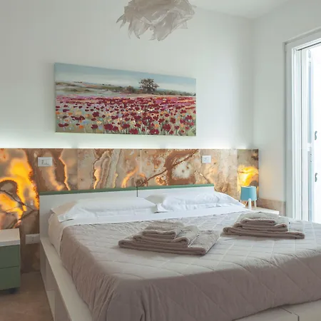 Dimora Il Mandorlo Con Jacuzzi Riscaldata Casa de hóspedes 3*