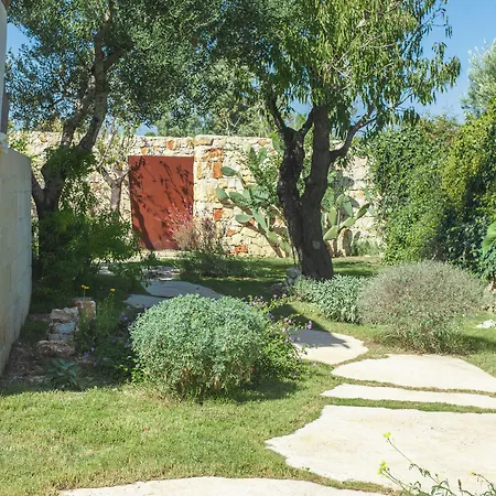 Dimora Il Mandorlo Con Jacuzzi Riscaldata Casa de hóspedes