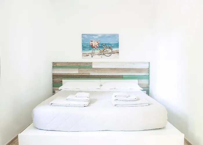 Dimora Il Mandorlo بيت ضيافة أوستوني