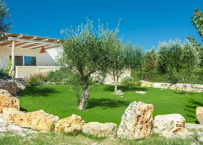 بيت ضيافة Dimora Il Mandorlo أوستوني