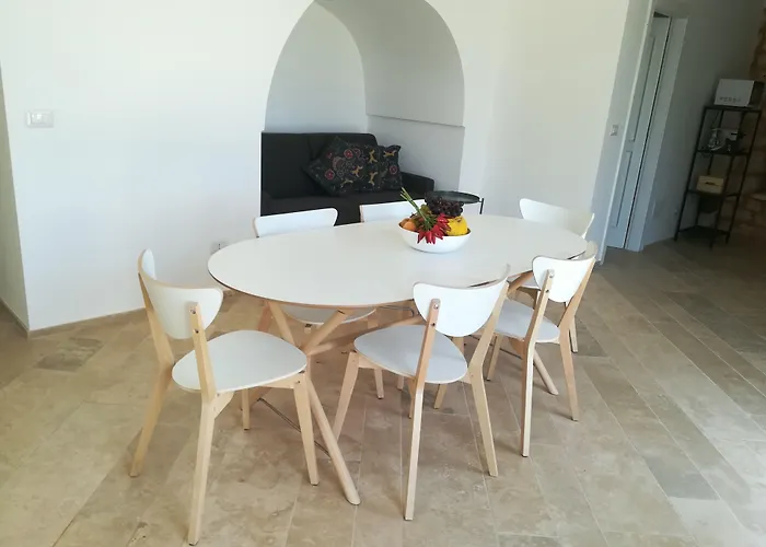 Dimora Il Mandorlo بيت ضيافة 3*