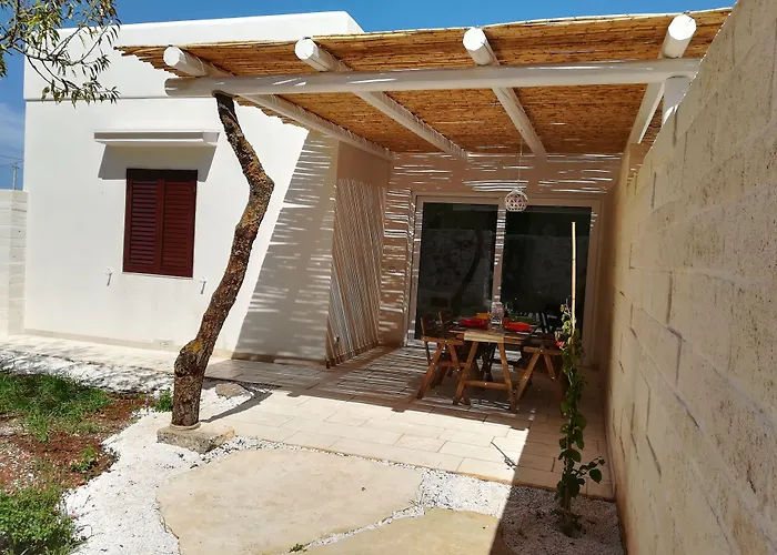 Dimora Il Mandorlo بيت ضيافة