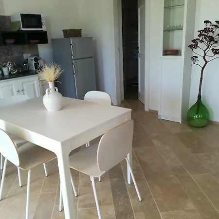 بيت ضيافة Dimora Il Mandorlo 3*