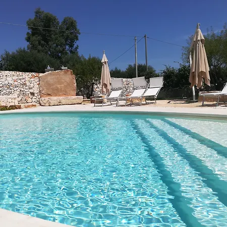 Dimora Il Mandorlo Con Jacuzzi Riscaldata Ostuni