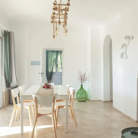 Dimora Il Mandorlo Con Jacuzzi Riscaldata Ostuni